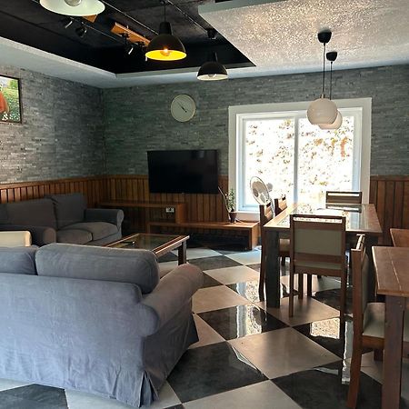 Kv By Halcyon Traveltech Apartman Anachal Kültér fotó