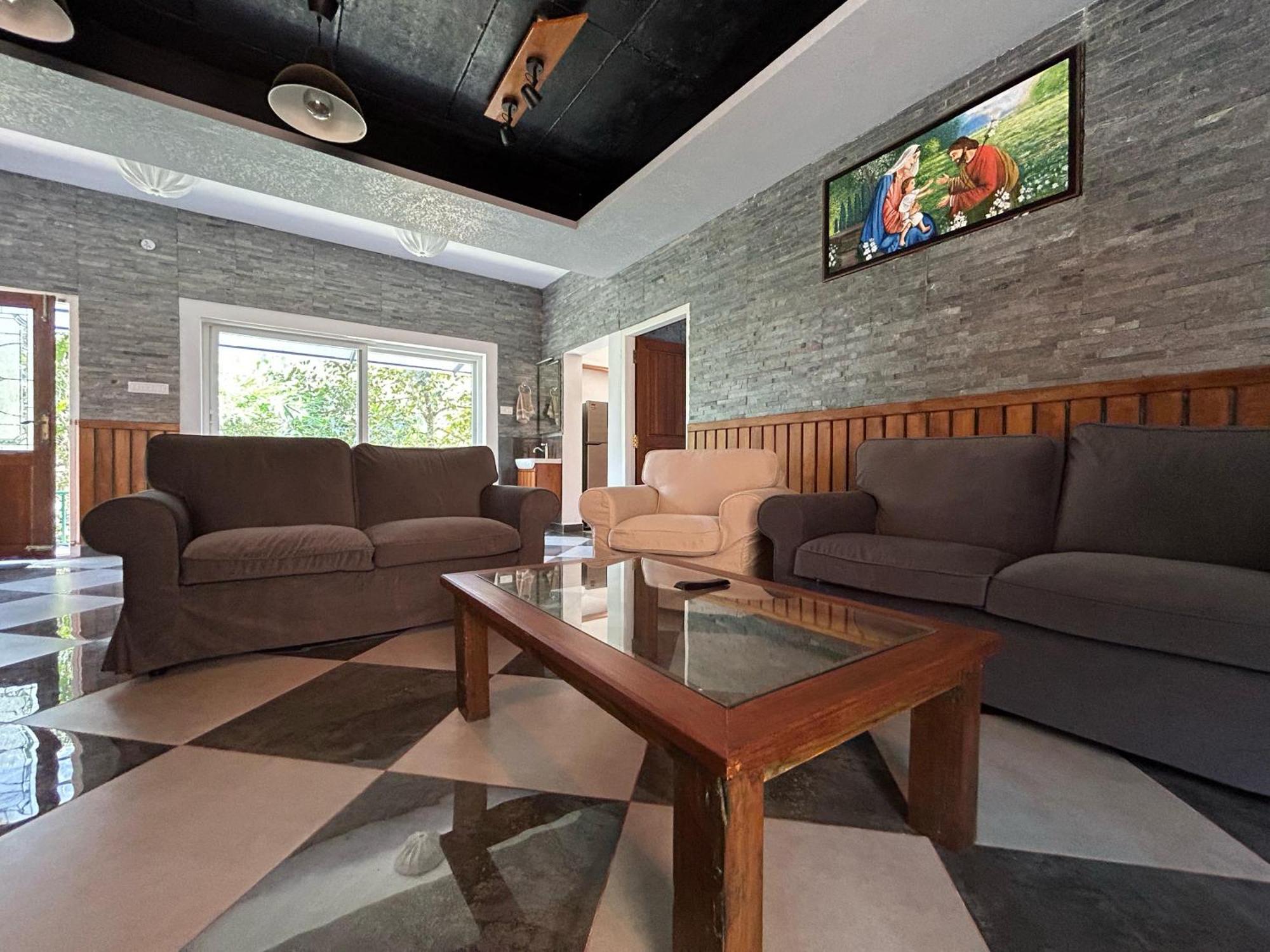 Kv By Halcyon Traveltech Apartman Anachal Kültér fotó