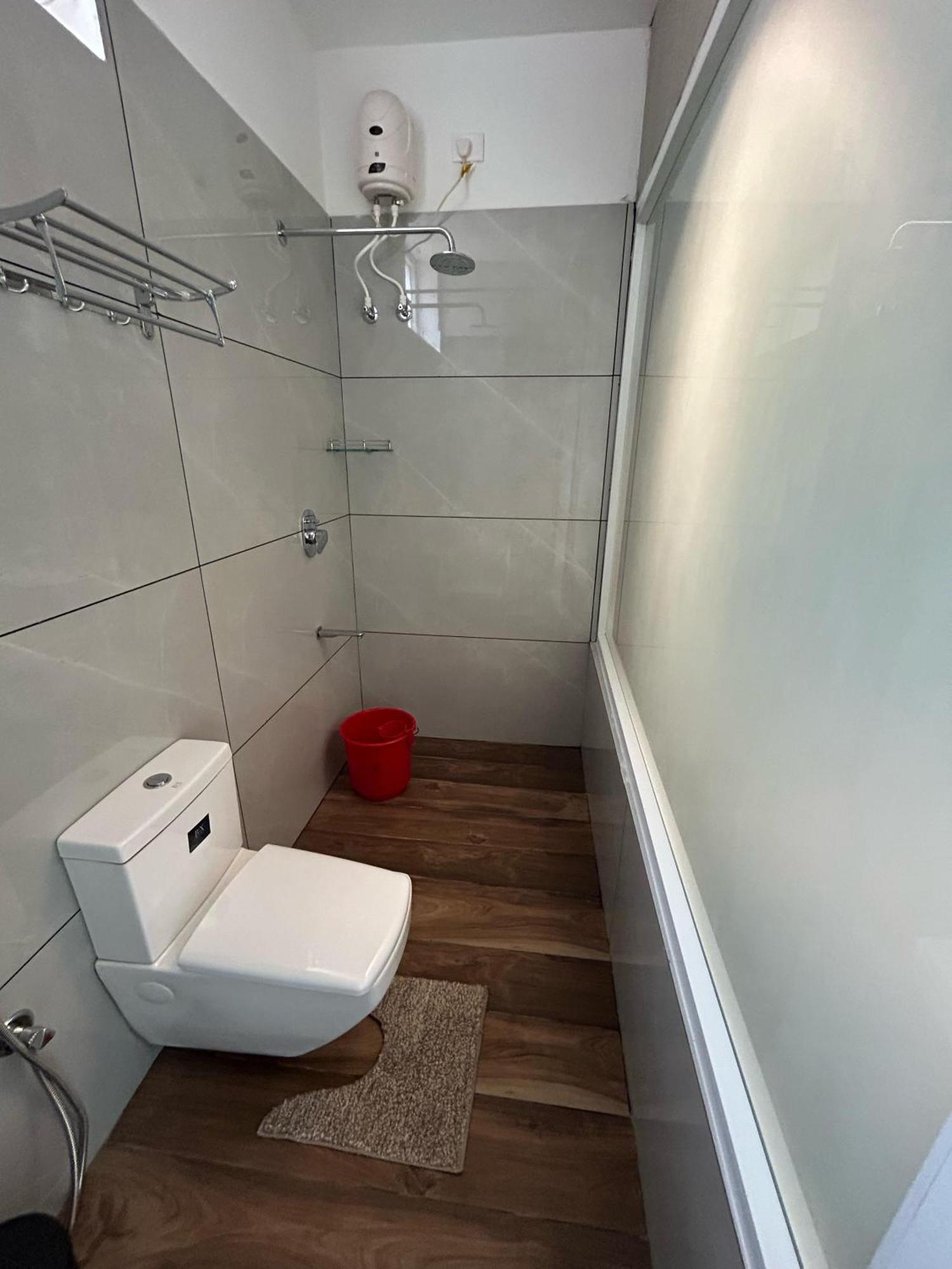 Kv By Halcyon Traveltech Apartman Anachal Kültér fotó