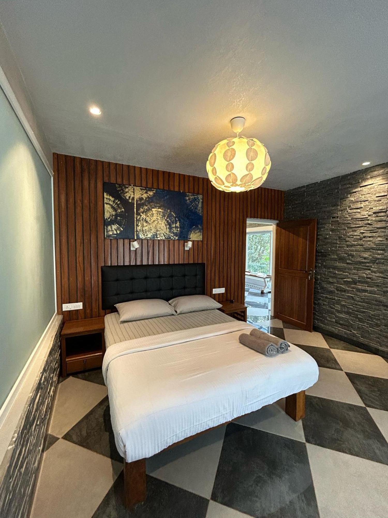 Kv By Halcyon Traveltech Apartman Anachal Kültér fotó